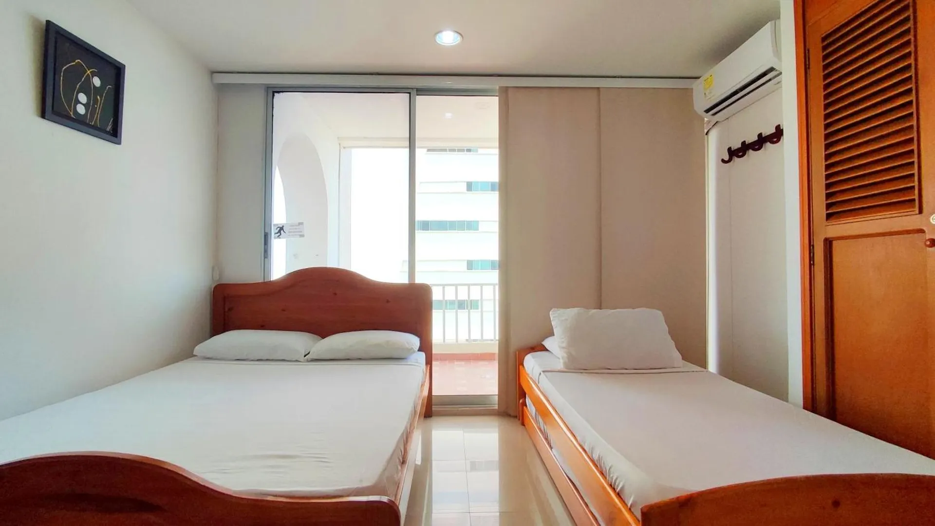 Happy Tours Apataments El Laguito Apartment Cartagena